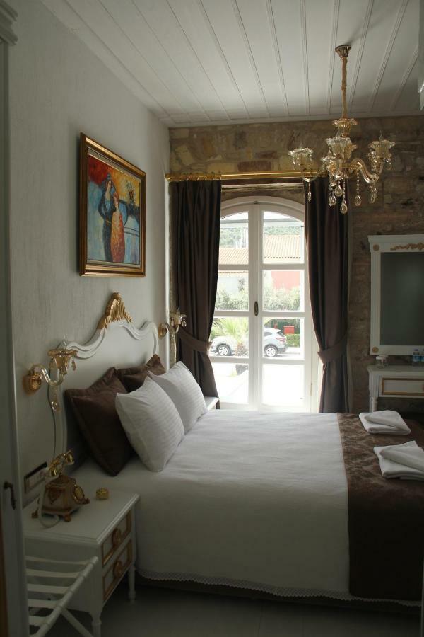 Laledan Hotel Кешме Экстерьер фото